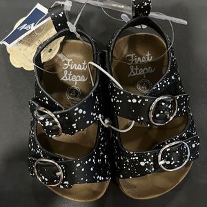 NWT First Step sandals size 4